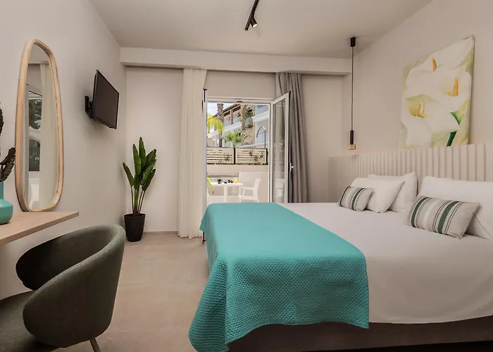 Nikos & Maria Studios II